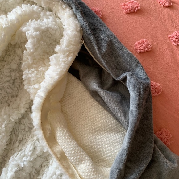 Weighted Blanket - Picture 4 of 5